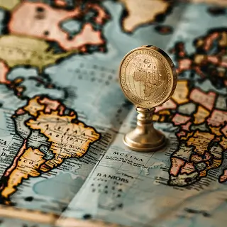 法律现在以什么为中心